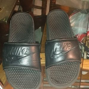 Nike slides